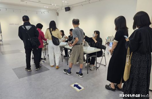 3일 오전 9시께 부산진구 부암1동 제4투표소 시민 투표 현장. 사진=변옥환 기자