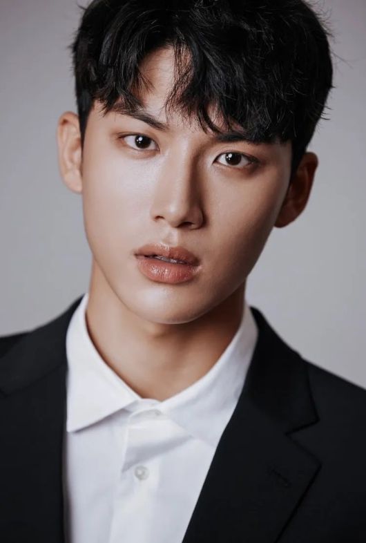 [서울=뉴시스] 인기 연애 리얼리티 예능 '환승연애2' 출연자 김태이(29)씨가 음주운전 혐의로 불구속 상태로 재판에 넘겨진 것으로 확인됐다. 사진은 김태이씨. (사진=뉴시스DB) 2025.03.04. /사진=뉴시스