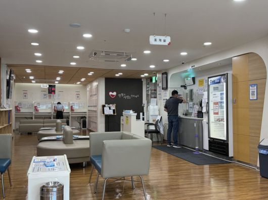 '헌혈의집 강남센터' 휴게실 전경. 사진=이현정 수습기자