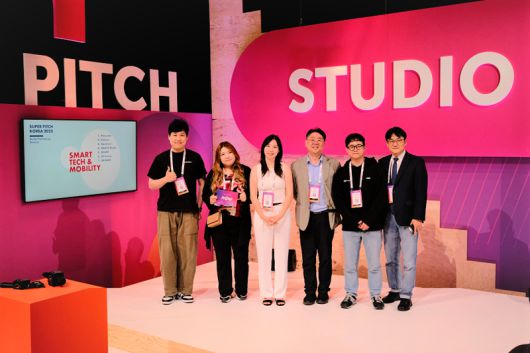 콘진원 지난 11일부터 나흘간, 유럽 최대 스타트업 행사 ‘비바테크 2025’에서 한국 공동관 첫 운영 및 공식 피칭무대 데뷔