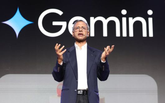 마니쉬 굽타(Manish Gupta) 구글 딥마인드 시니어 디렉터가 2일 서울 강남구 조선 팰리스에서 열린 '구글 포 코리아 2025'에서 '새로운 가능성을 여는 Google AI'를 주제로 축사를 하고 있다. 사진=뉴시스화상