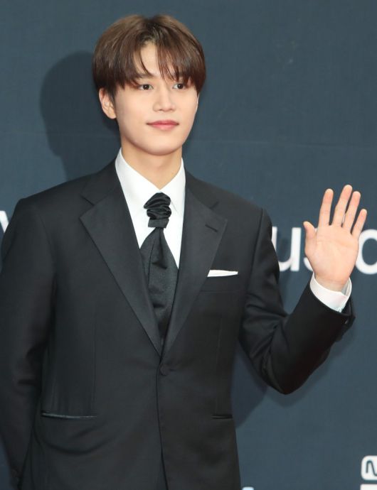 NCT127 태일이 11일 오후 경기도 파주시 CJENM스튜디오센터에서 열린 2021 엠넷 아시안 뮤직 어워즈(MAMA) 레드카펫 행사에 참석해 포즈를 취하고 있다. 2021.12.11/뉴스1 ⓒ News1 권현진 기자 /사진=뉴스1