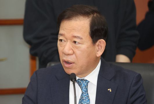 서유석 금융투자협회 회장이 지난 5일 서울 여의도 금융투자협회에서 열린 금융감독원장, 증권회사 CEO 간담회에서 인사말을 하고 있다. 연합뉴스