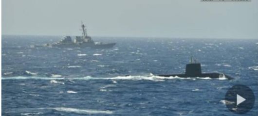 일본 해상자위대와 미군이 남중국해에서 연합 훈련을 실시하는 모습. 뉴시스