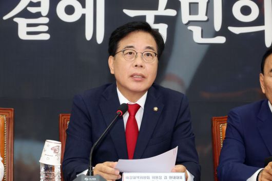 송언석 국민의힘 비상대책위원장 겸 원내대표가 31일 국회에서 열린 비상대책위원회의에서 발언하고 있다. 사진=박범준 기자