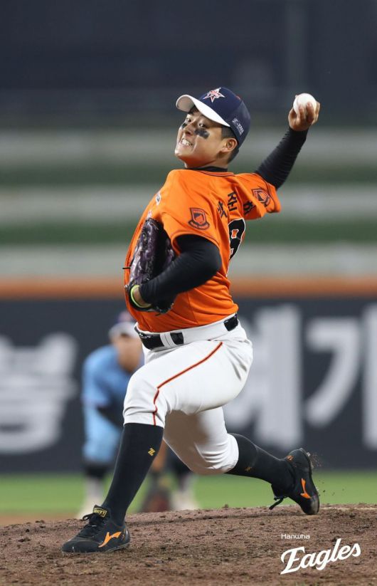 북일고 박준현이 한화이글스배 올스타전에서 투구하고 있다.한화이글스 제공