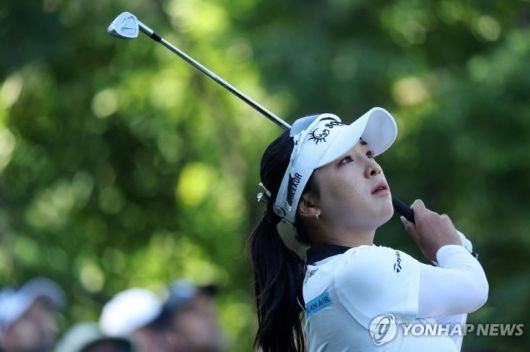 윤이나는 17차례 LPGA 대회에 출전해 톱10에 단 한 번도 들지 못했고, 컷 탈락이 무려 7차례에 이른다. 연합뉴스