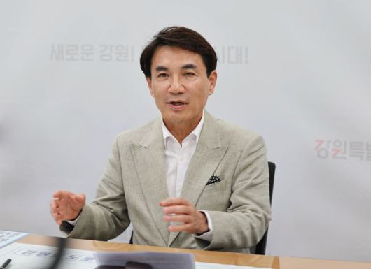 김진태 강원도지사가 지난달 21일 기자간담회를 열어 정부의 경제진흥사업 예타통과를 강력 촉구했다. 강원자치도 제공