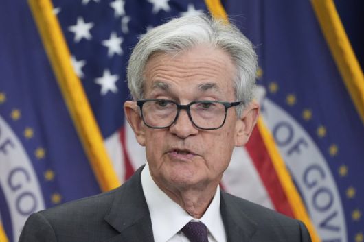 [워싱턴=AP/뉴시스] 제롬 파월 미국 연방준비제도(Fed·연준) 의장이 지난달 30일(현지 시간) 워싱턴DC에서 열린 연방공개시장위원회(FOMC) 회의 후 기자회견에서 발언하고 있다. 2025.08.22.. /사진=뉴시스