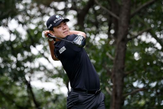 이정환이 제네시스 챔피언십 최종라운드 11번홀에서 티샷을 하고 있다. KPGA 제공