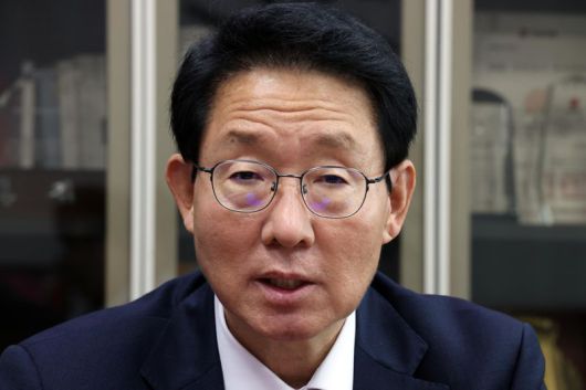 김상훈 국민의힘 '주식 및 디지털자산 밸류업 특별위원회' 위원장이 21일 국회 의원회관 사무실에서 파이낸셜뉴스와 인터뷰를 하고 있다. 사진=박범준 기자                                  김상훈 국민의힘 '주식 및 디지털자산 밸류업 특별위원회' 위원장이 21일 국회 의원회관 사무실에서 파이낸셜뉴스와 인터뷰를 하고 있다. 사진=박범준 기자                                  김상훈 국민의힘 '주식 및 디지털자산 밸류업 특별위원회' 위원장이 21일 국회 의원회관 사무실에서 파이낸셜뉴스와 인터뷰를 하고 있다. 사진=박범준 기자