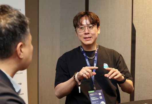 오태림 글루와 대표가 지난 9월 아시아 최대 블록체인 행사인 코리아 블록체인 위크(Korea Blockchain Week) 2025에 참가한 뒤 파이낸셜뉴스와 인터뷰를 하고 있다. 사진=박범준 기자