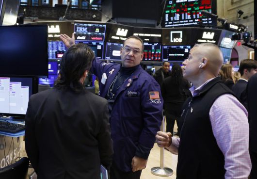 뉴욕 증시가 불안한 흐름 속에 이번 주 추수감사절 연휴를 맞는다. 지난 주 인공지능(AI) 관련주 매도세가 진정되는 기미를 보였지만 시장이 안정을 찾을지는 미지수다. UPI 연합