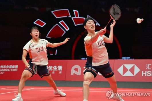 여자 복식 백하나와 이소희(좌측부터).연합뉴스