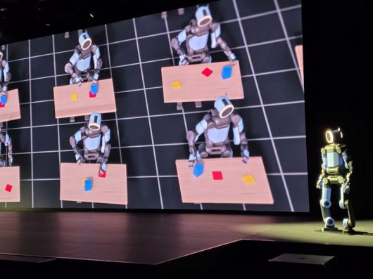 현대차그룹이 5일(현지시간) 미국 라스베이거스 만달레이 베이 컨벤션 센터에서 열린 세계 최대 가전·정보기술(IT) 전시회 CES 2026에서 'AI 로보틱스, 실험실을 넘어 삶으로: Partnering Human Progress'를 주제로 미디어 데이를 열고 '차세대 전동식 아틀라스 개발형 모델(The Atlas product)'을 최초 공개하고 있다. 사진=김학재기자