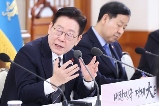 이재명 대통령이 지난 9일 청와대에서 열린 경제성장전략 국민보고회에서 발언하고 있다. 뉴스1