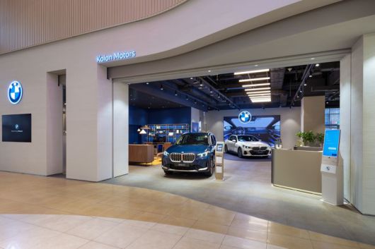 BMW 위례 스타필드 전시장. 코오롱 모터스 제공.