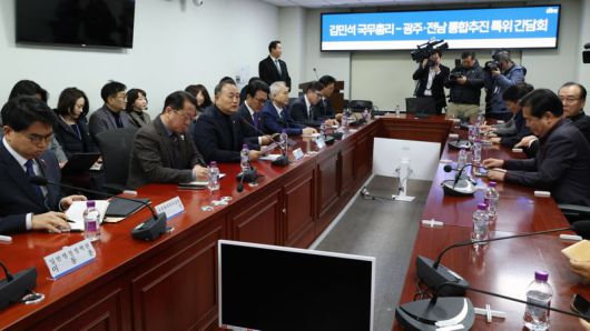 더불어민주당 김원이 의원이 14일 서울 여의도 국회 의원회관에서 열린 김민석 총리와 광주ㆍ전남 통합추진 특위 간담회에서 발언하고 있다. 사진=서동일 기자