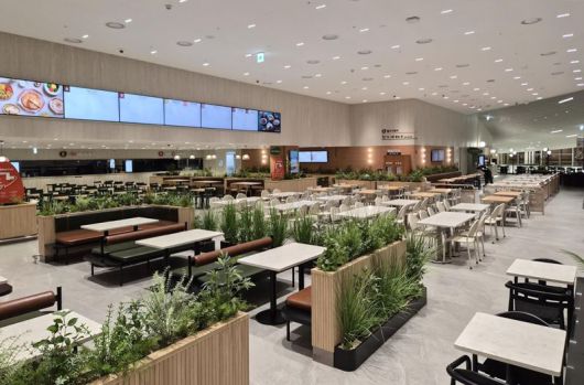 인천국제공항 고메브릿지 T2 동편점 홀 전경. CJ프레시웨이 제공