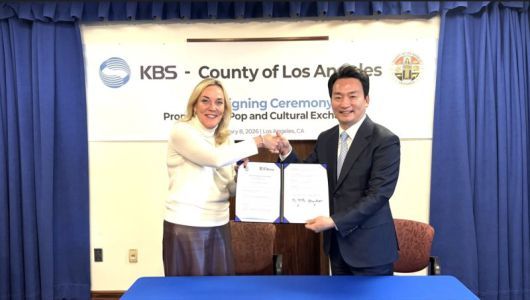 캐서린 바거 LA카운티 감독위원회(왼쪽), 박장범 KBS 사장. KBS 제공