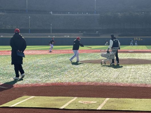 울산웨일즈 프로야구단의 트라이아웃이 13~14일 이틀 동안 울산 문수야구장에서 진행되었다. 사진=최수상 기자