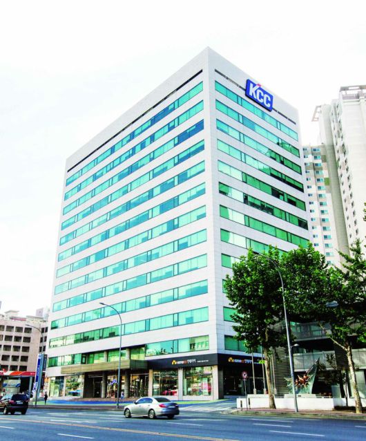 KCC 사옥 전경. KCC 제공