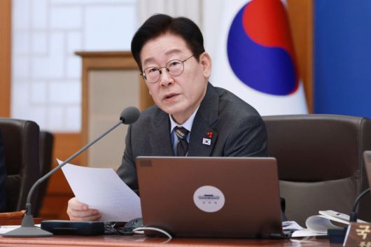 이재명 대통령이 20일 청와대에서 열린 국무회의에서 발언하고 있다. 청와대통신사진기자단