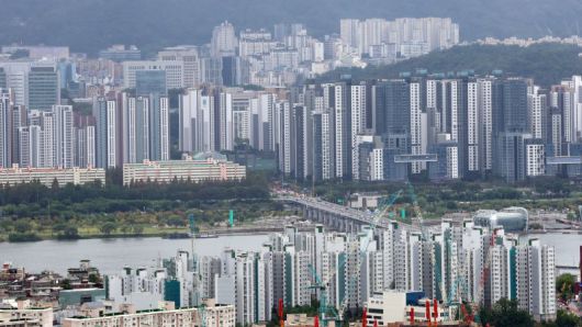 서울 남산에서 바라본 아파트 단지 모습. 사진=뉴스1