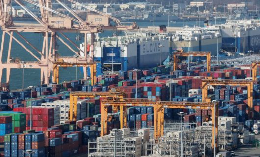 경기 평택시 포승읍 평택항에 수출용 컨테이너가 쌓여있다. 뉴스1