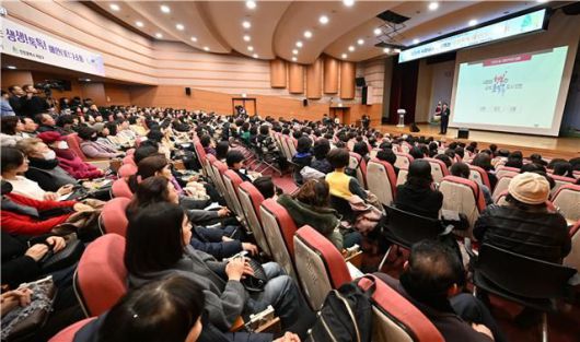 유정복 시장이 새해를 맞아 23일 남동구를 시작으로 다음 달 12일까지 10개 군·구를 순회하는 연두방문을 실시한다. 사진은 지난해 실시한 계양구 연두방문 모습. 인천시 제공.