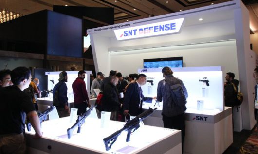미국 라스베이거스에서 열리는 'Shot Show 2026' 내 SNT모티브 전시회 부스 모습 SNT모티브 제공