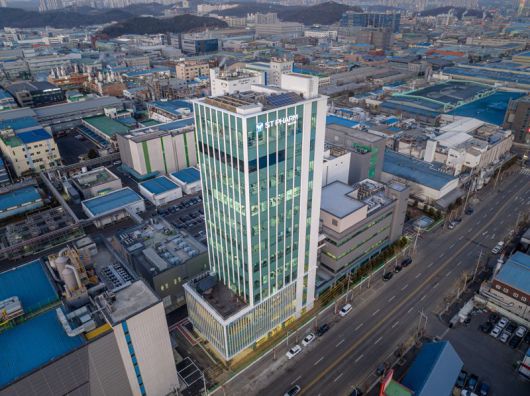 안산 단원구에 위치한 에스티팜 반월 전경. 에스티팜 제공