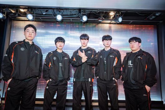 LCK컵 플레이오프 2라운드에서 승리한 한화생명e스포츠