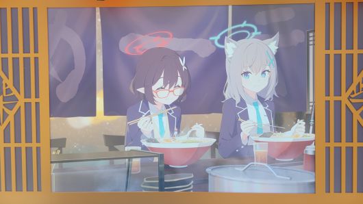 - 시로코와 아야네도 한 그릇 먹으러 왔다