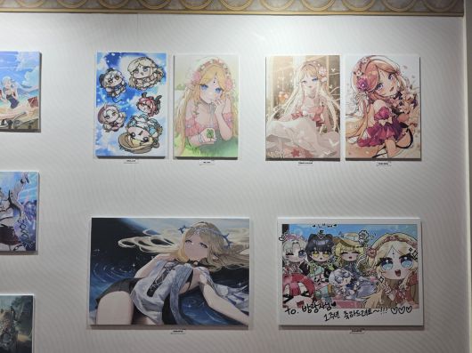 - 유저들이 직접 그린 일러스트들도 자리를 빛냈다