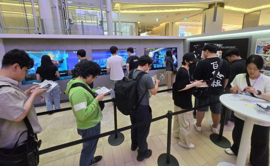 - 굿즈줄도 상당하다