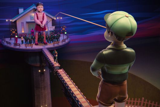 한국의 전통놀이도 소개되어 화제를 모은 오징어게임. 사진=넷플릭스