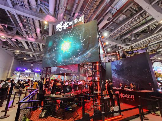 - 명말 : 공허의 깃털 부스도 인기가 정말 많다