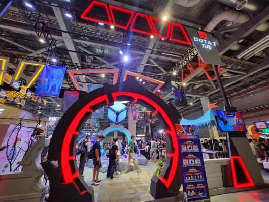 - 중국에서도 컬트적인 인기를 끌고 있는 도타2