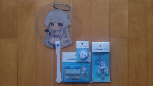 - 노아 굿즈를 전부 얻어서 만족스러웠다