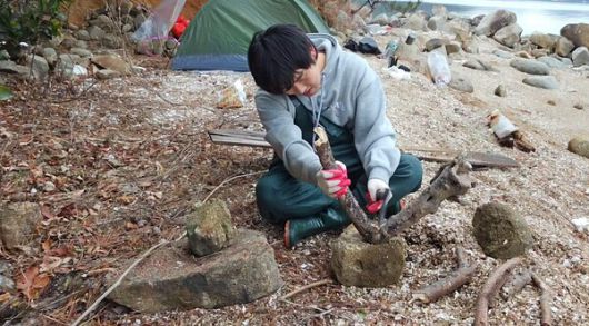 - 2주 간의 무인도 콘텐츠를 진행 중인 스트리머 ‘이지상’