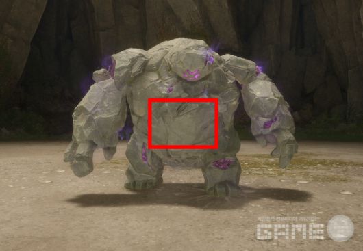 ▲배를 드러내는 순간. 나머지는 피하자. 달리지 말고 점프로 피하기. 인피니티 니키 /게임와이 촬영