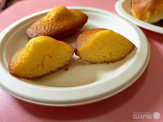 ▲ 니케XGS25 콜라보 베이커리 2차 제품 이미지 / 게임와이 촬영