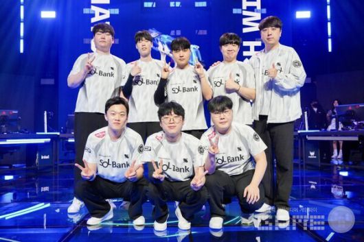 VCT 퍼시픽 스테이지 1 4주 차에서 알파 그룹 1위를 노리는 DRX / 라이엇게임즈