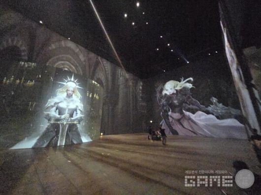 로스트아크 미디어아트 전시회 '빛의 여정' 현장 / 게임와이 촬영