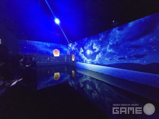 로스트아크 미디어아트 전시회 '빛의 여정' 현장 / 게임와이 촬영