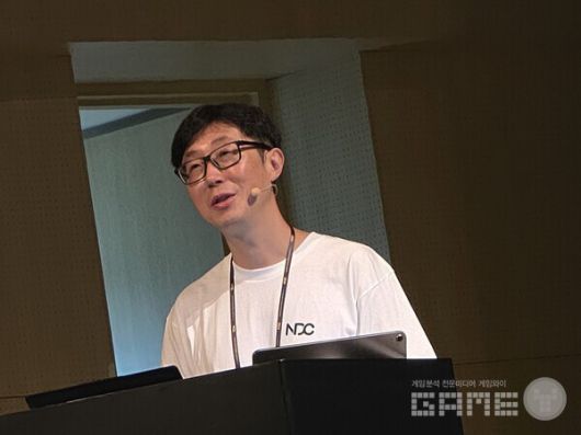 오토 내비, 오톤에 대해 설명하는 퍼스트스파크게임즈의 나태현씨. NDC TL /게임와이 촬영