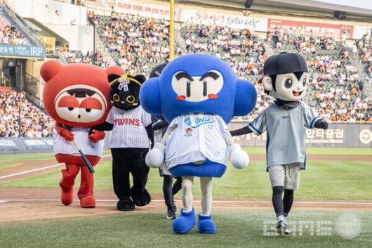 ‘다오’ 시구 & ‘배찌’ 시타