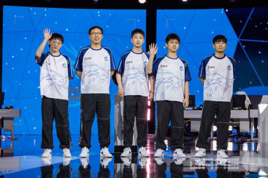 EWC 크로스파이어 2일차_중국팀 빅매치 우승팀 에볼루션 파워 게이밍