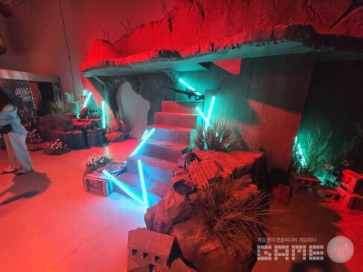 펍지 성수, 지드래곤 컬래버 팝업 현장 / 게임와이 촬영